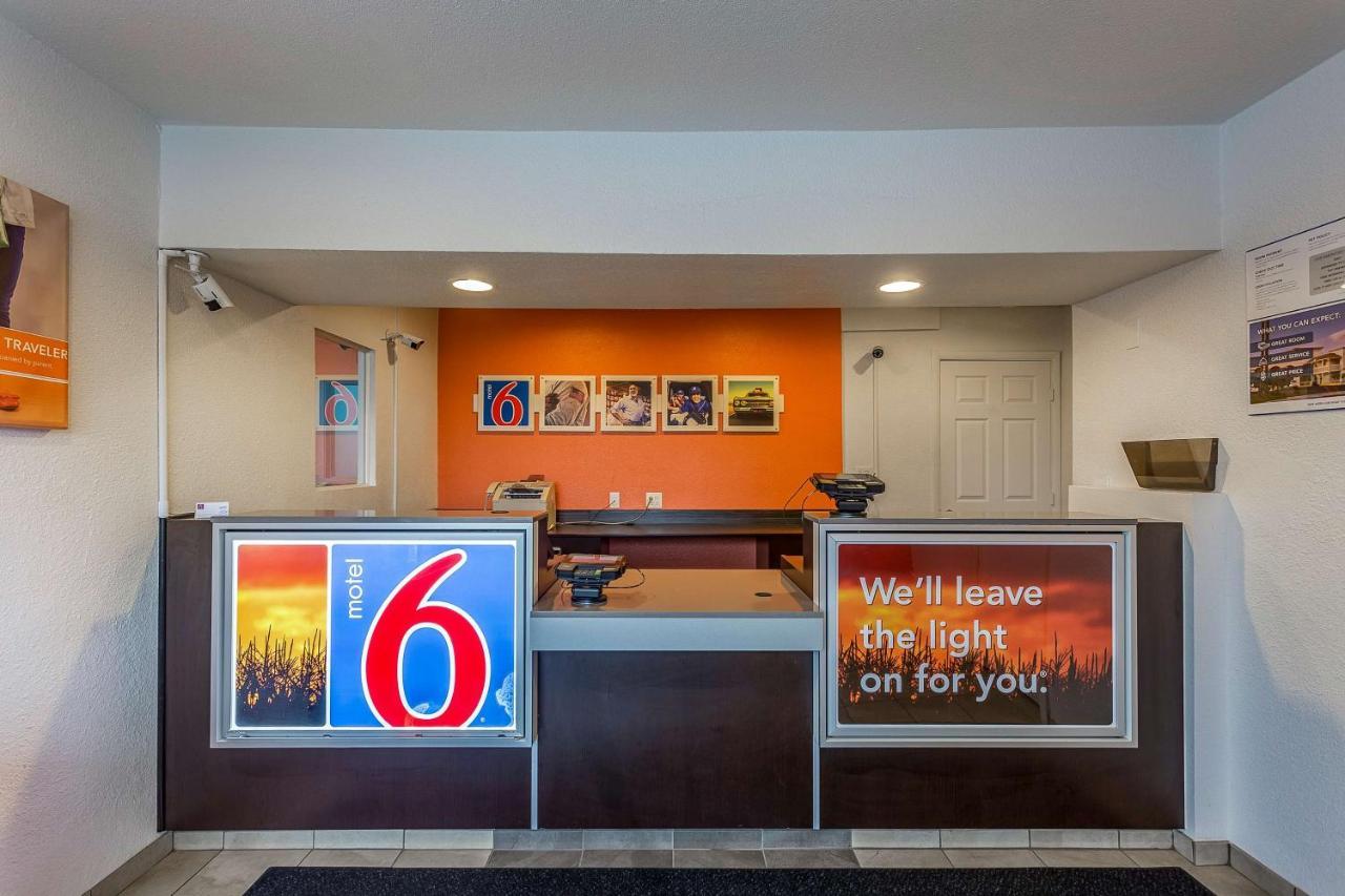 Motel 6-Billings, Mt - South Exterior photo
