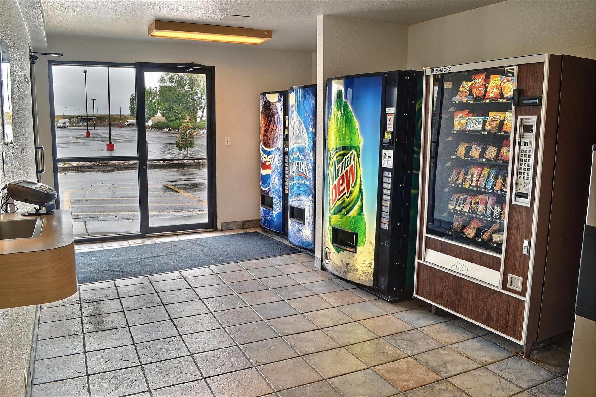 Motel 6-Billings, Mt - South Exterior photo