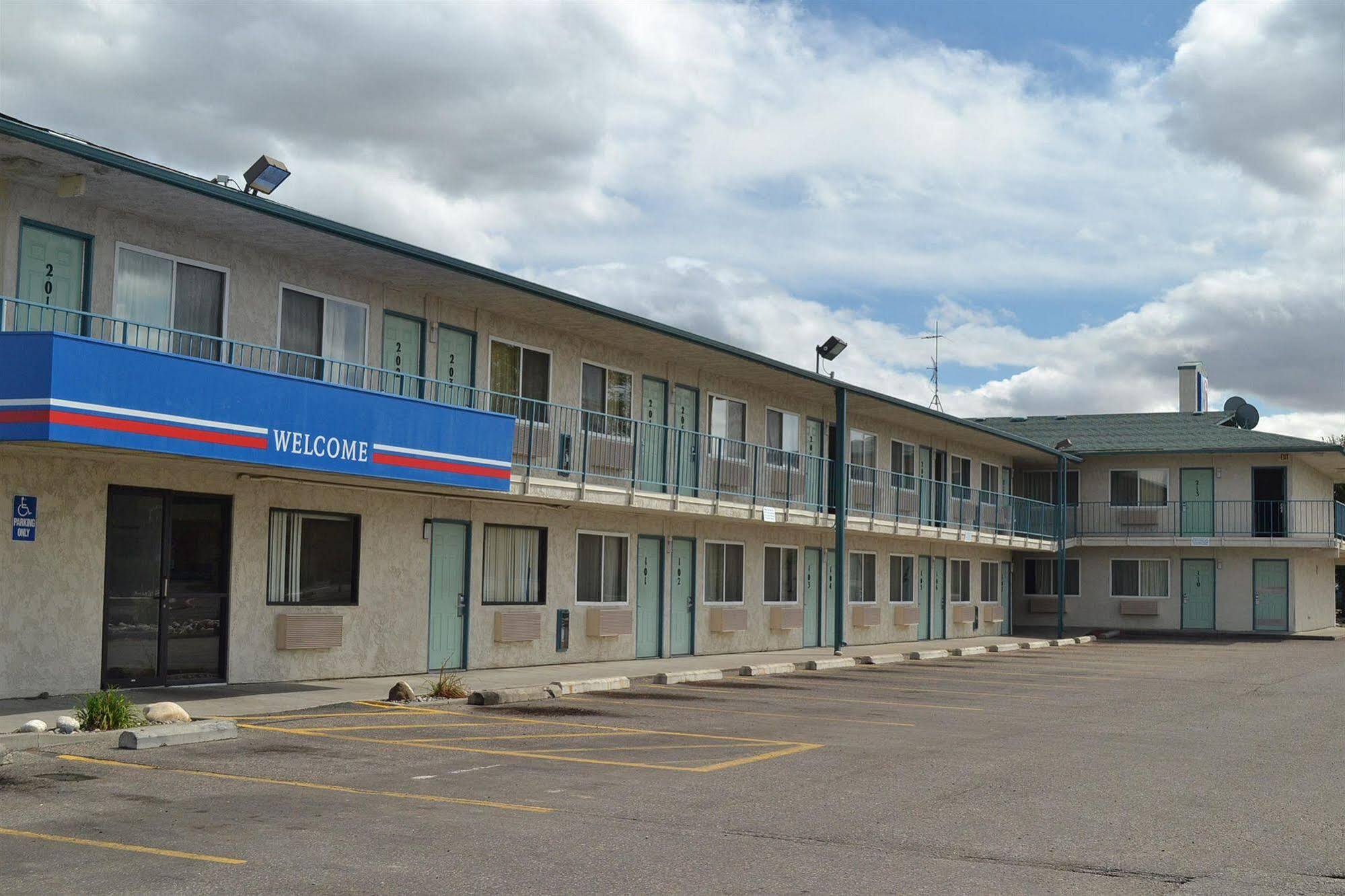 Motel 6-Billings, Mt - South Exterior photo